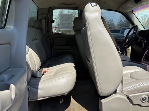 Used 2003 GMC Sierra 1500 SLT w/ SLT Preferred Equipment Group image 14