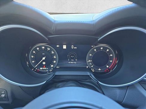 Used 2024 Alfa Romeo Stelvio Quadrifoglio w/ Active Assist Plus Package image 20