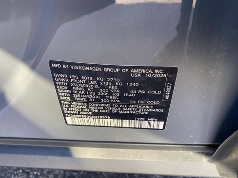 New 2025 Volkswagen ID.4 Pro S image 36