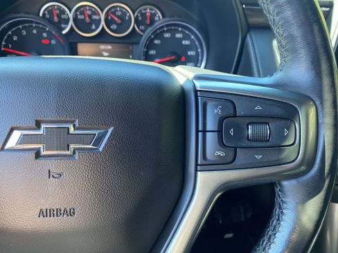 Used 2021 Chevrolet Tahoe Z71 w/ Luxury Package AWD/4WD image 21