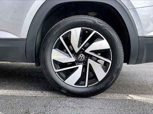 Used 2026 Volkswagen Atlas SE AWD/4WD image 33
