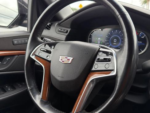 Used 2018 Cadillac Escalade Luxury RWD image 26