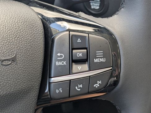 Used 2022 Ford Escape SE w/ Cold Weather Package image 25