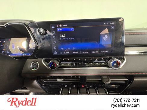 Used 2025 Chevrolet Colorado Z71 w/ Technology Package image 21