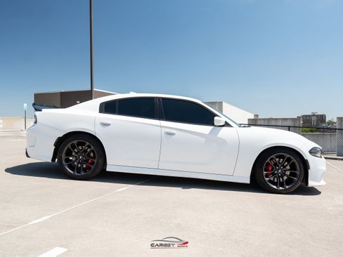 Used 2020 Dodge Charger Scat Pack RWD image 8