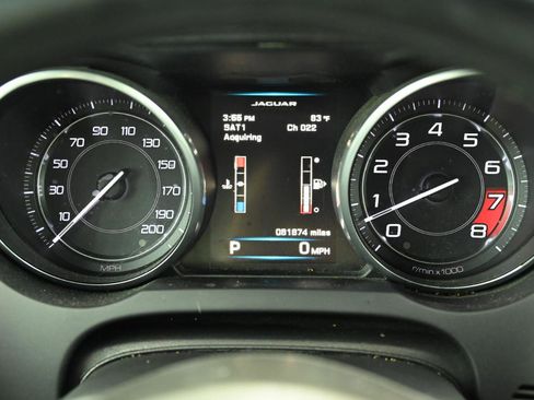 Used 2015 Jaguar F-TYPE R RWD image 25