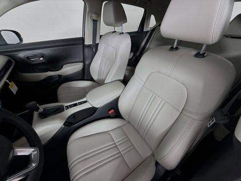 New 2026 Honda HR-V EX-L image 25