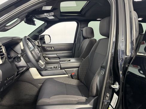 Used 2025 Toyota Sequoia SR5 AWD/4WD image 19