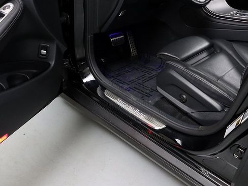 Certified 2022 Mercedes-Benz GLC 300 4MATIC image 27