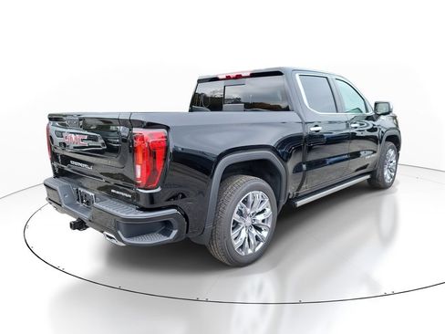 New 2026 GMC Sierra 1500 Denali w/ Denali Reserve Package AWD/4WD image 4