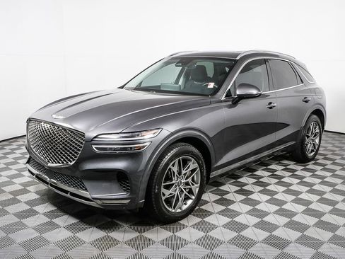 Used 2023 Genesis GV70 2.5T w/ Select Package image 3