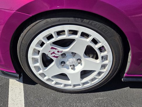 Used 2018 Volkswagen Golf R DCC & Navigation 4Motion image 9