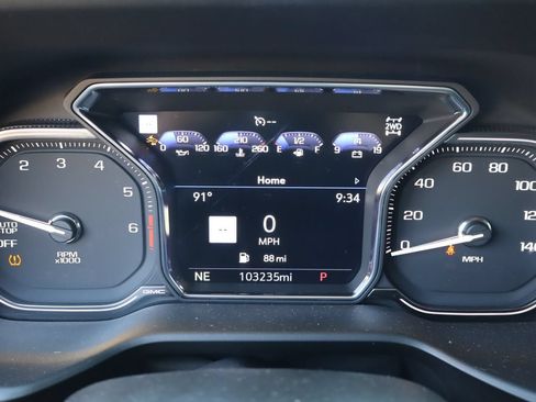 Used 2021 GMC Yukon Denali w/ Denali Ultimate Package AWD/4WD image 11
