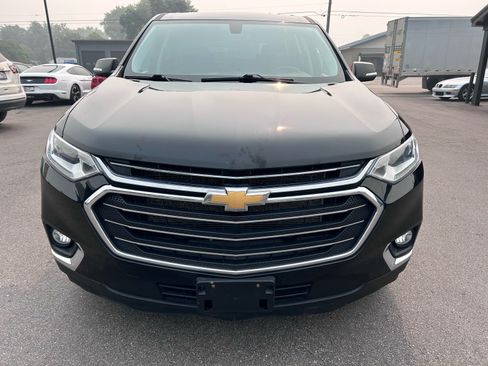 Used 2021 Chevrolet Traverse LT AWD/4WD image 3