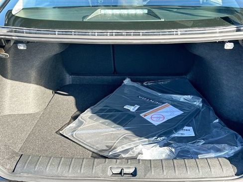 New 2026 Nissan Sentra SV w/ SV Convenience Package FWD image 19