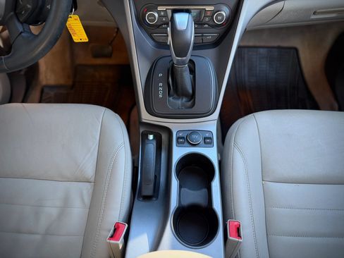 Used 2014 Ford Escape SE w/ Equipment Group 201A FWD image 15