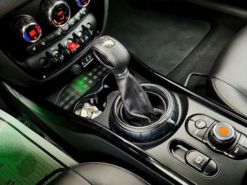Used 2017 MINI Cooper Clubman FWD image 17