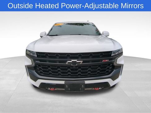 Used 2024 Chevrolet Suburban Z71 w/ Luxury Package AWD/4WD image 11