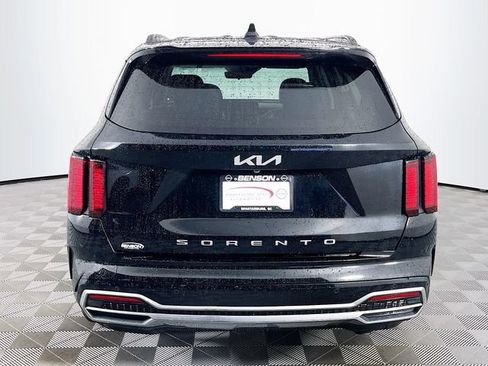 Used 2022 Kia Sorento EX FWD image 7