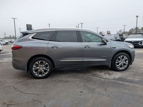 Used 2020 Buick Enclave Avenir w/ Avenir Technology Package image 6