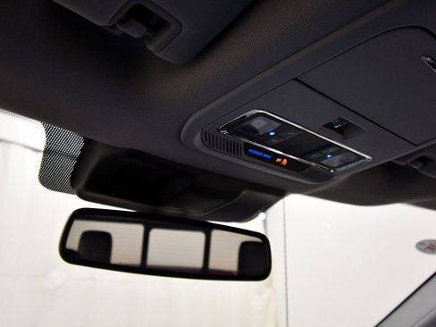 Used 2023 Ford F250 Lariat image 28