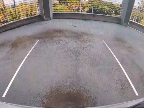 Used 2022 Tesla Model X Plaid image 22