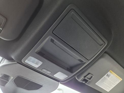 Used 2025 Ford Escape ST-Line FWD image 35