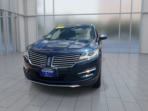 Used 2017 Lincoln MKC Reserve AWD/4WD image 3