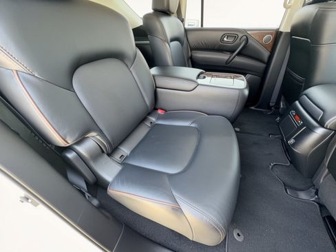 Used 2020 Nissan Armada SL w/ Premium Package RWD image 29