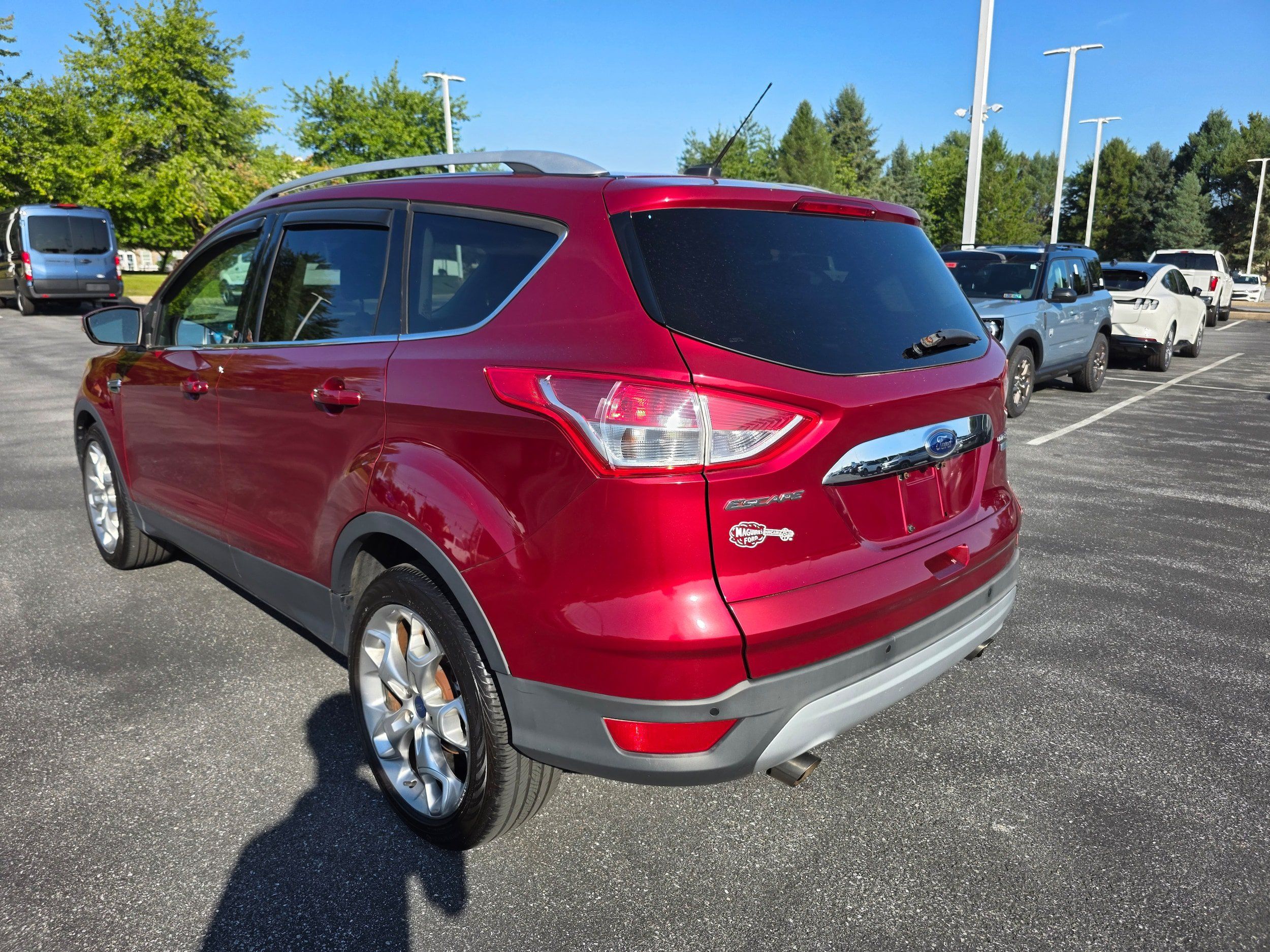 Used 2015 Ford Escape Titanium w/ Equipment Group 301A FWD image 3