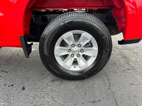 Used 2025 Chevrolet Silverado 1500 LT image 10