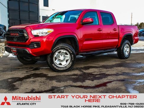 Used 2020 Toyota Tacoma SR image 1