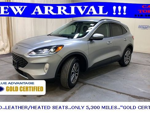 Certified 2022 Ford Escape SEL image 8