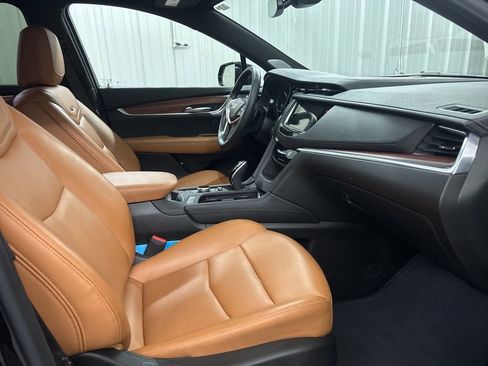 Certified 2025 Cadillac XT5 Premium Luxury image 30