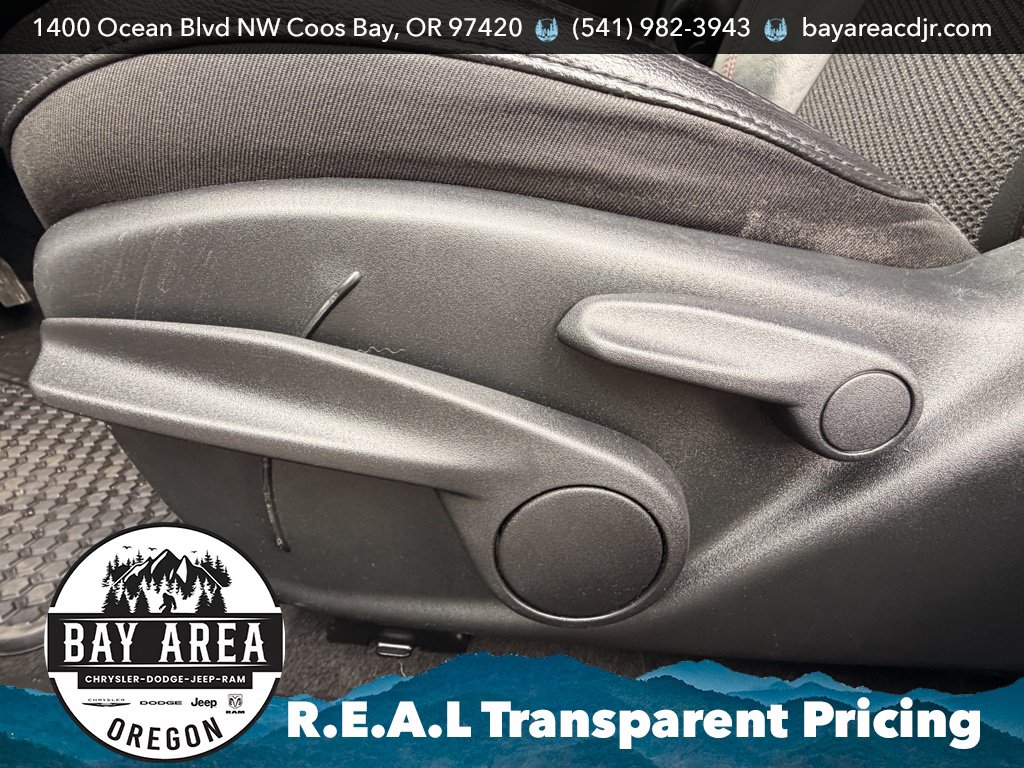 Used 2019 Jeep Compass Trailhawk AWD/4WD image 12