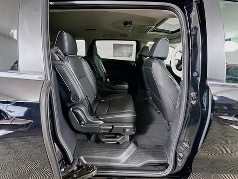 New 2026 Honda Odyssey Touring image 30