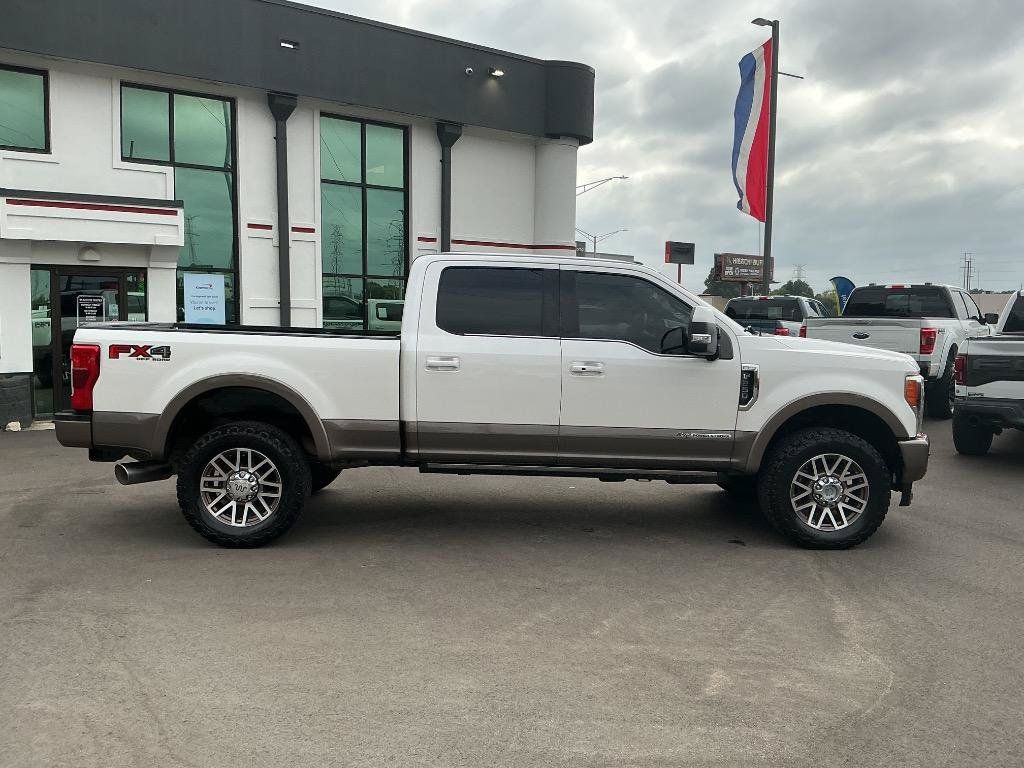 Used 2018 Ford F250 King Ranch w/ King Ranch Ultimate Package AWD/4WD image 8