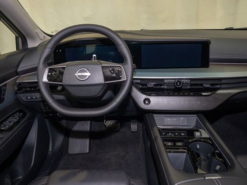 New 2026 Nissan Murano Platinum image 8