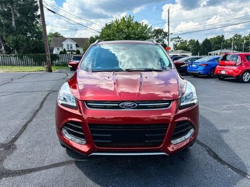 Used 2015 Ford Escape Titanium w/ Equipment Group 301A AWD/4WD image 2
