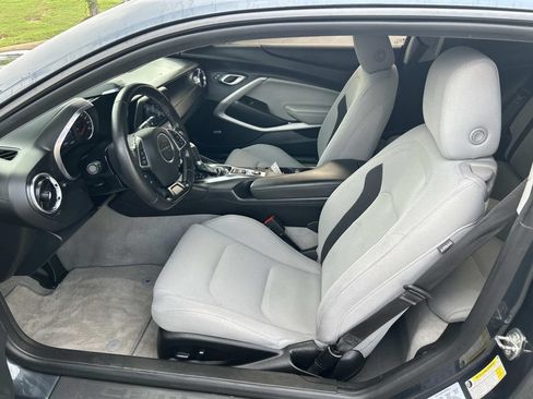 Used 2022 Chevrolet Camaro LT w/ Technology Package RWD image 19