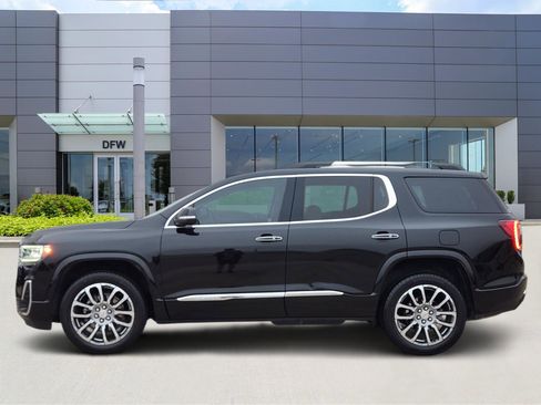 Used 2023 GMC Acadia Denali image 3