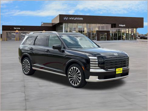 Used 2026 Hyundai Palisade Calligraphy image 7