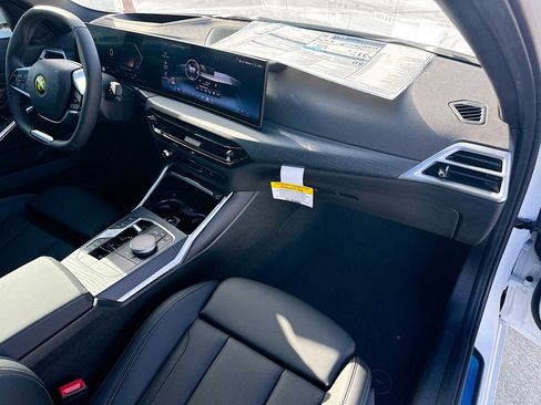 New 2025 BMW 330i Sedan w/ Premium Package image 29