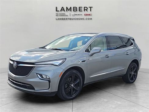 Used 2023 Buick Enclave Essence w/ Experience Buick Package AWD/4WD image 1