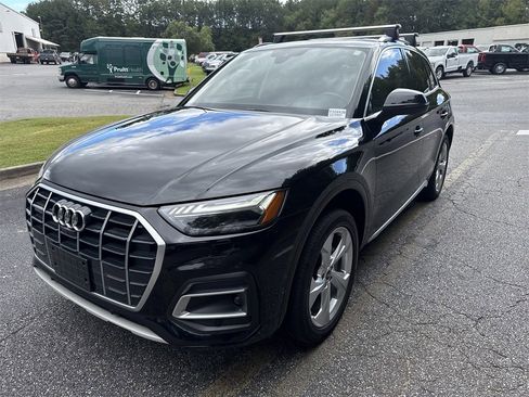 Used 2021 Audi Q5 Prestige w/ Prestige Package image 3