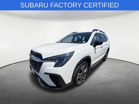 Certified 2025 Subaru Ascent Touring w/ Popular Package #1 AWD/4WD image 1