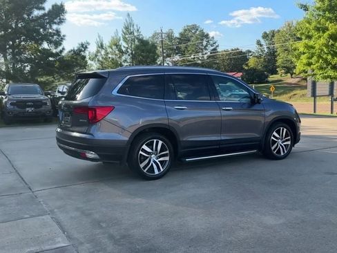 Used 2016 Honda Pilot Touring image 6