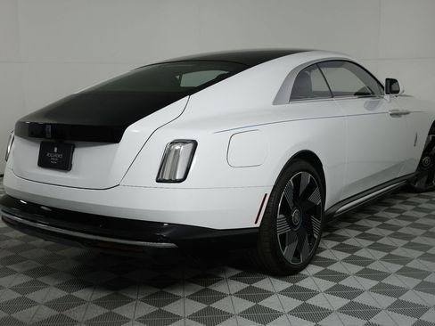 New 2025 Rolls-Royce Spectre w/ Spectre Launch Package AWD/4WD image 7