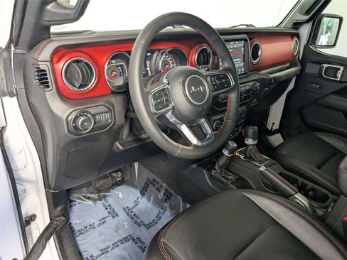 Used 2021 Jeep Wrangler Unlimited Rubicon AWD/4WD image 11