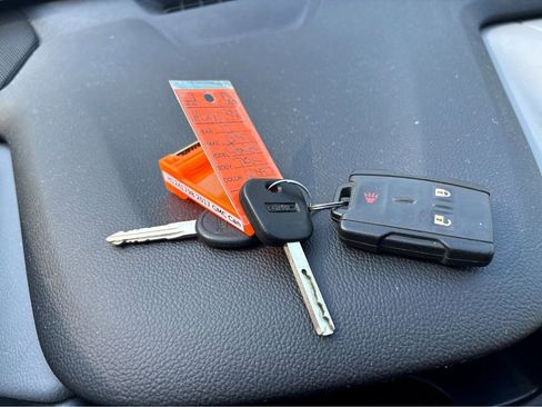 Used 2017 GMC Canyon W/T w/ Convenience Package RWD image 25